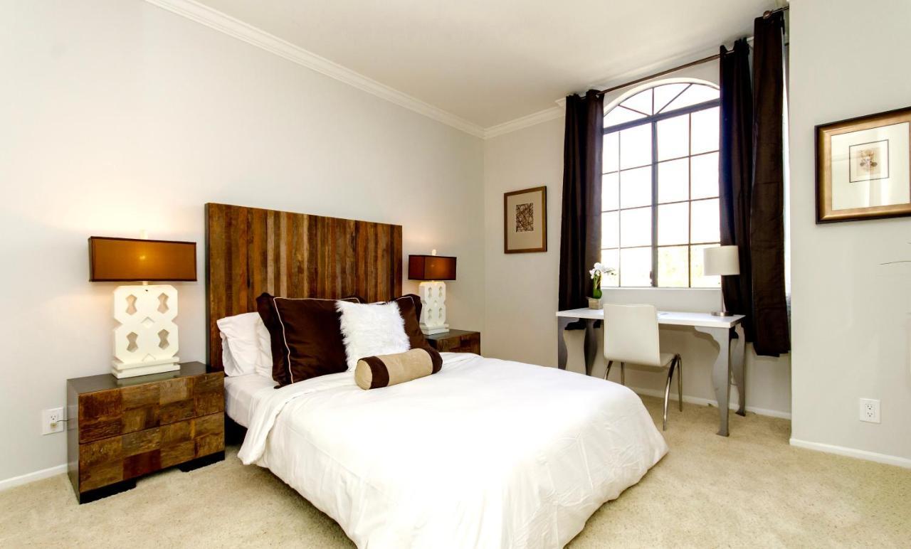 Appartement Beverly Hills Adjacent 2-bedroom Penthouse