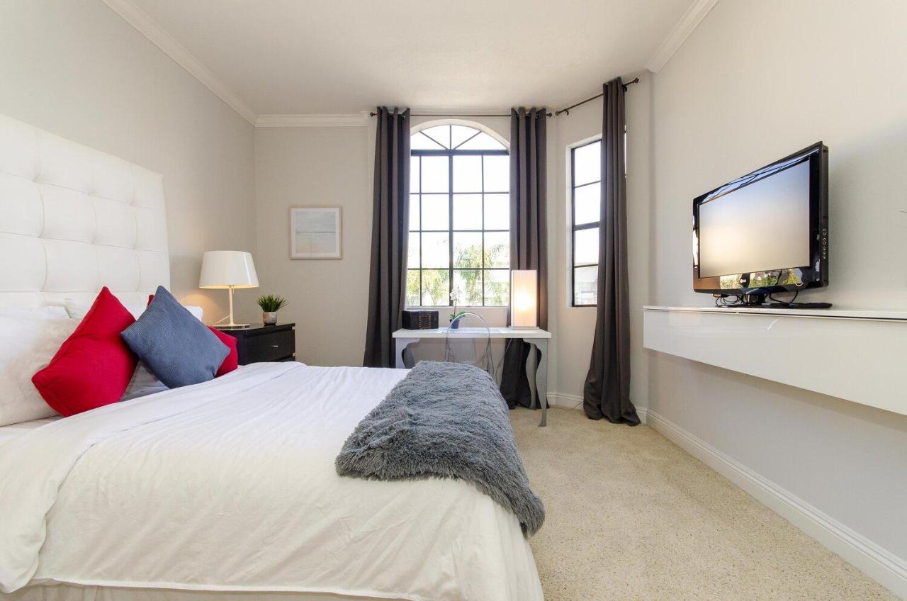 Appartement Beverly Hills Adjacent 2-bedroom Penthouse