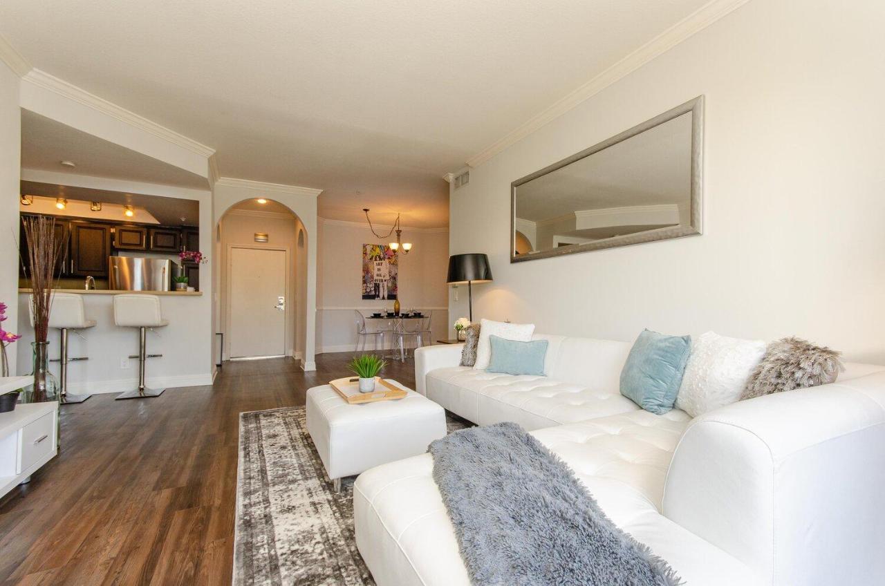 Appartement Beverly Hills Adjacent 2-bedroom Penthouse
