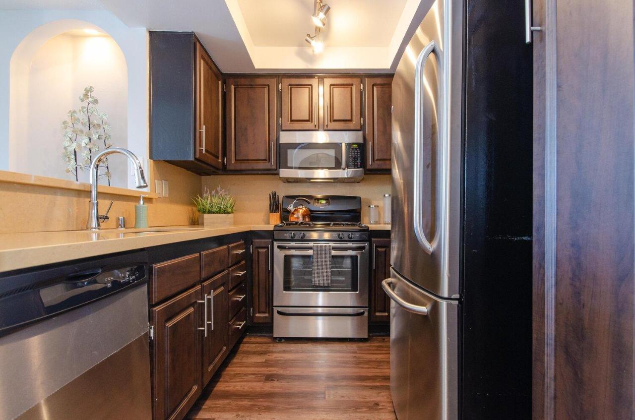 Appartement Beverly Hills Adjacent 2-bedroom Penthouse